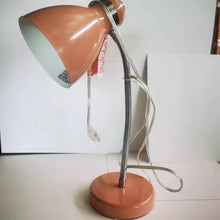 Charger l&#39;image dans la galerie, A6011   Desk Lamp
